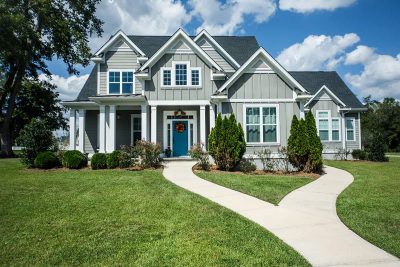 What Color House Goes with Gray Roof