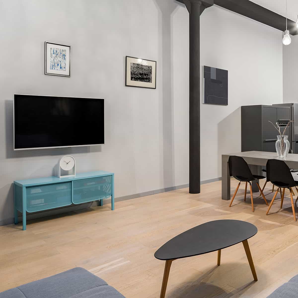 Decorate with a Wall Painting