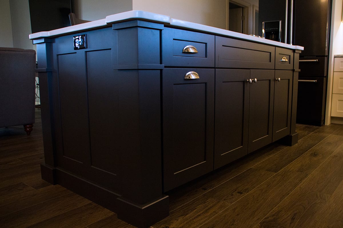 Silver Black kitchen cabinet