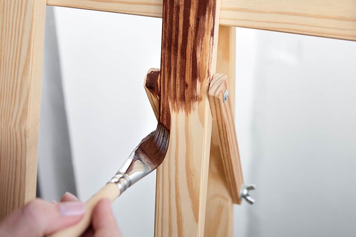 How to Paint a Screen Door