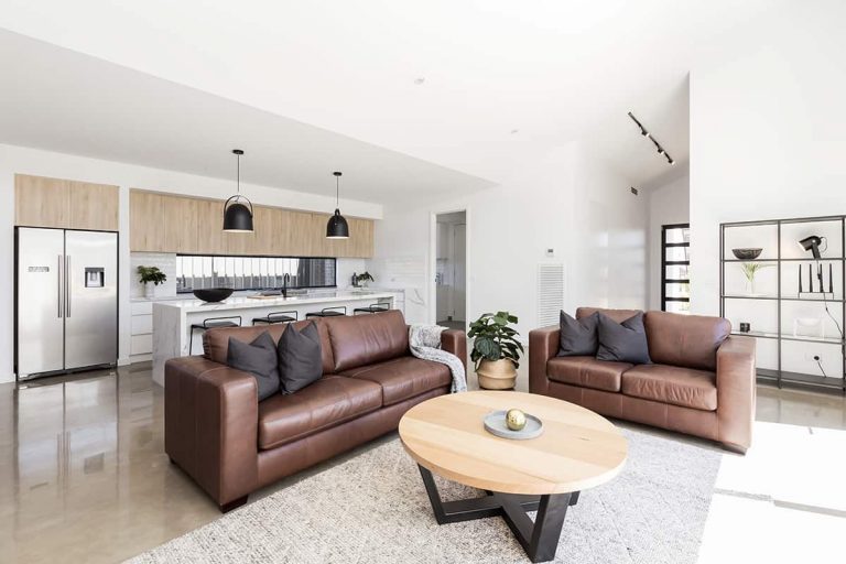 8 Stylish Living Room Color Schemes With Brown Leather Furniture