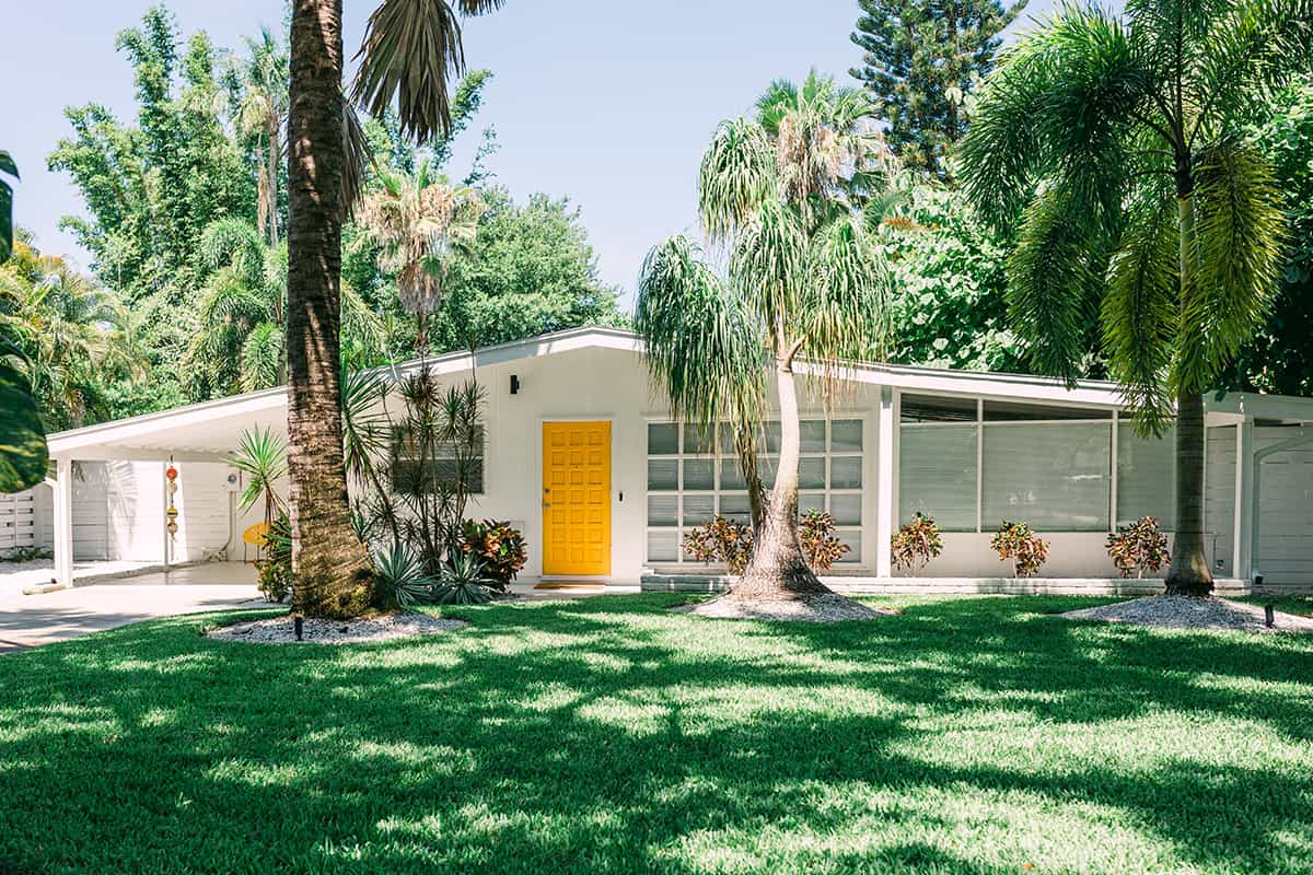 Mid Century Front Door Colors to Bring Flair to Your Entrance