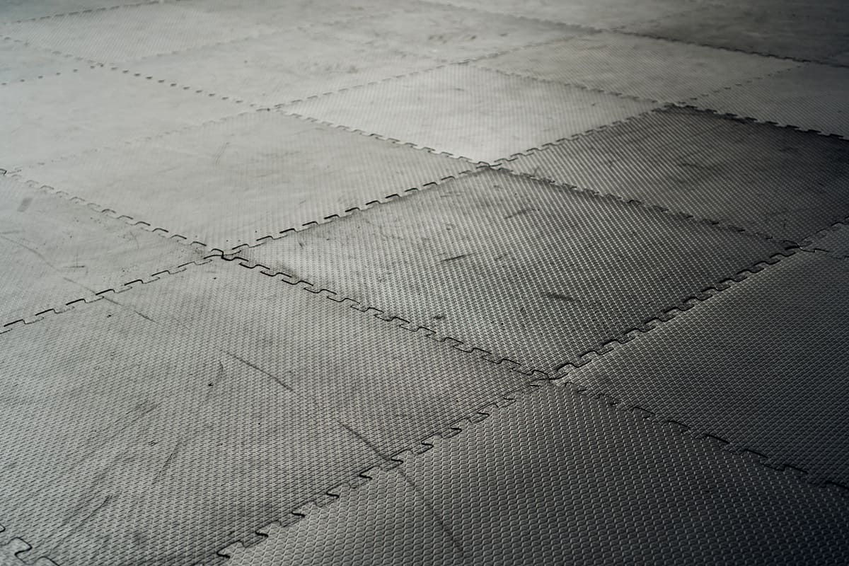 Rubber pad