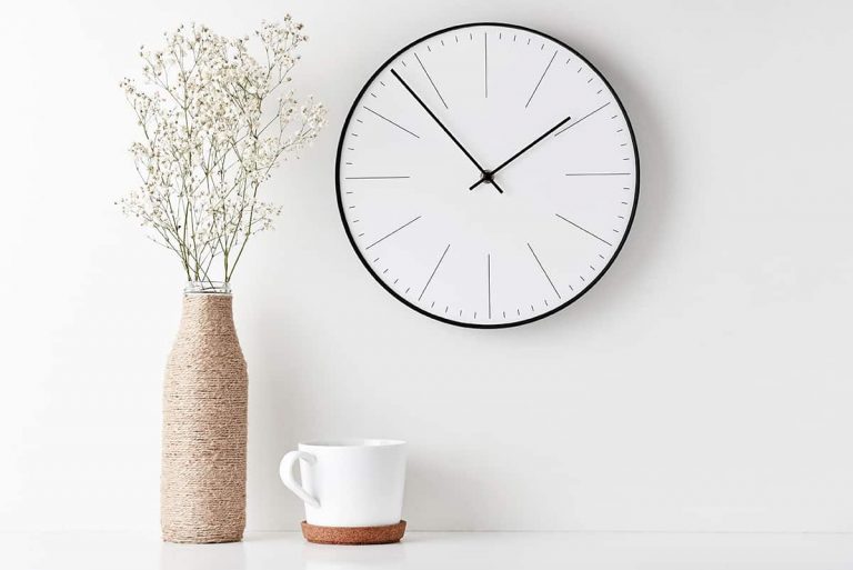 How To Decorate Around A Wall Clock [10 Fun and Clever Ideas] - Homenish