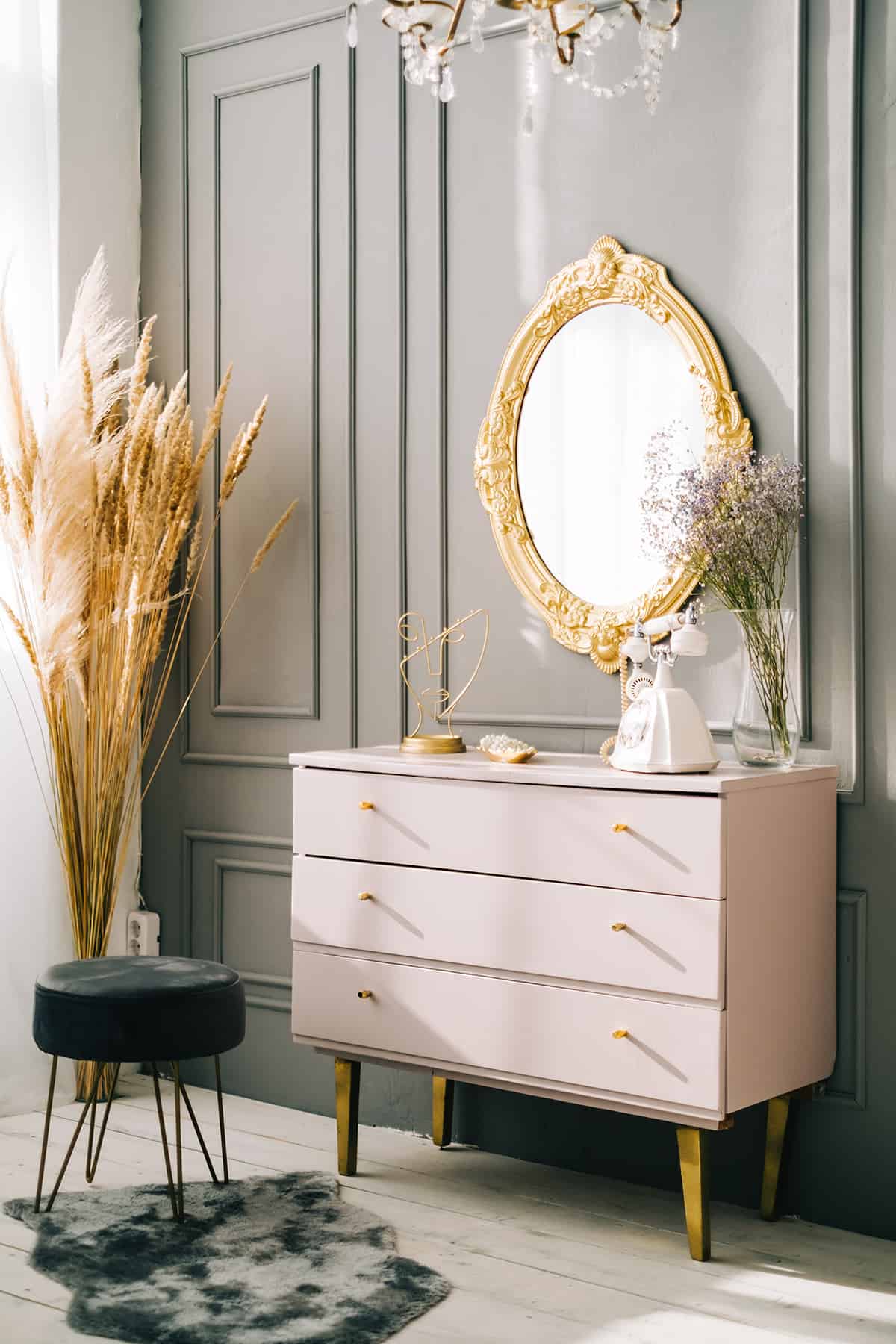 Dusty Pink Dresser that Go with a Gray Room