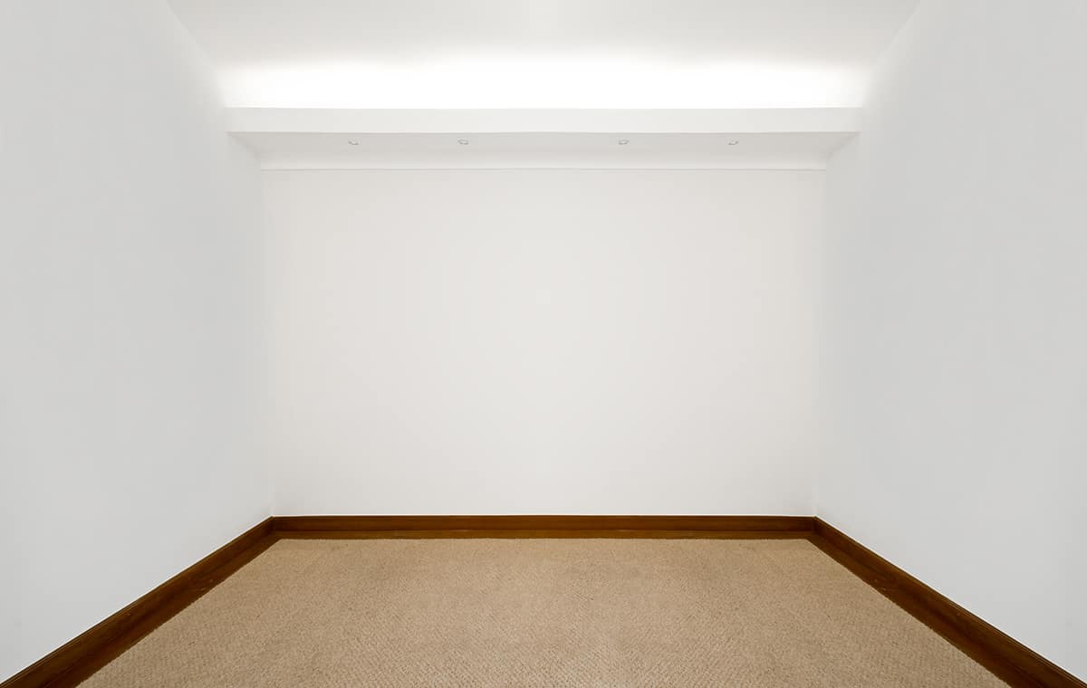 What Color Walls Go with a Brown Carpet