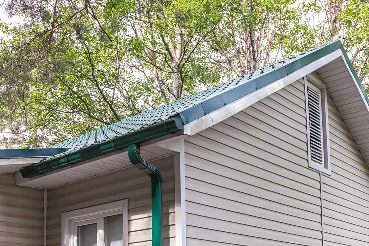 Green Metal Roof with Gray Siding Colors