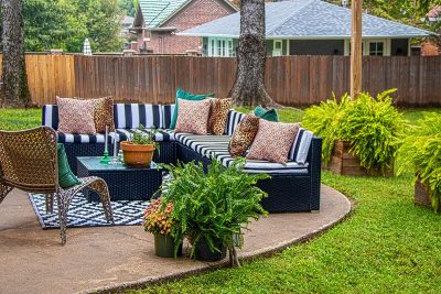 Outdoor Table Decor Ideas