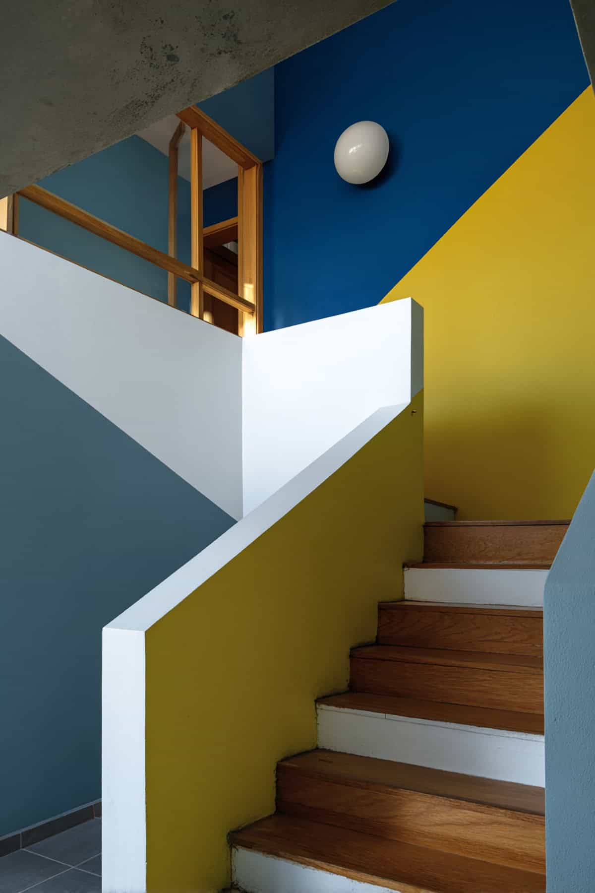 Accent Color “Stair Stripe” Band