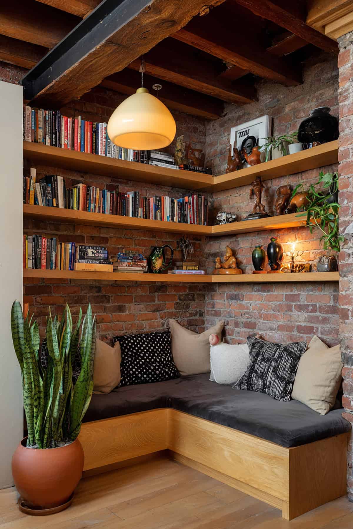 Bookshelves in an L Shaped Corner Bench
