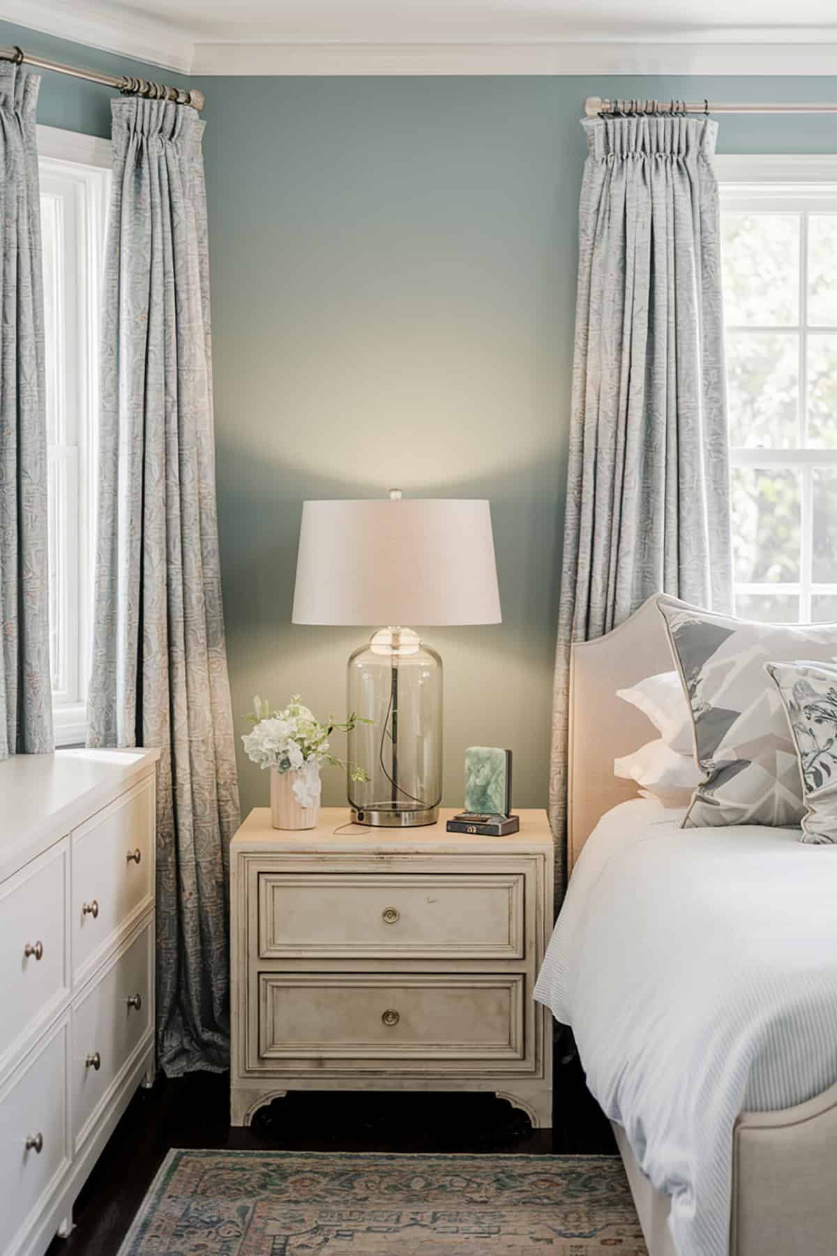 Benjamin Moore – Coventry Gray (HC 169)