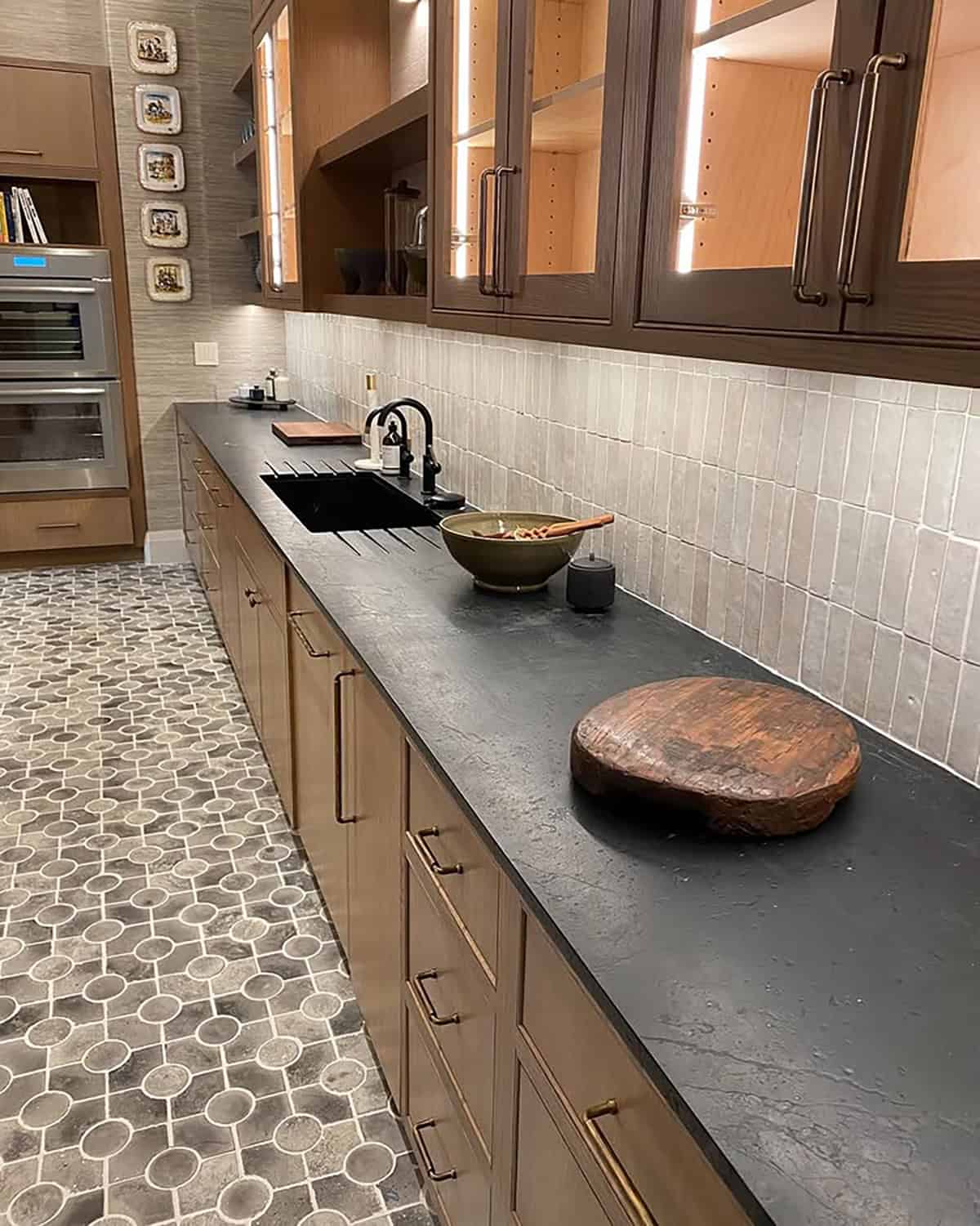 Built in Drainboard Grooves