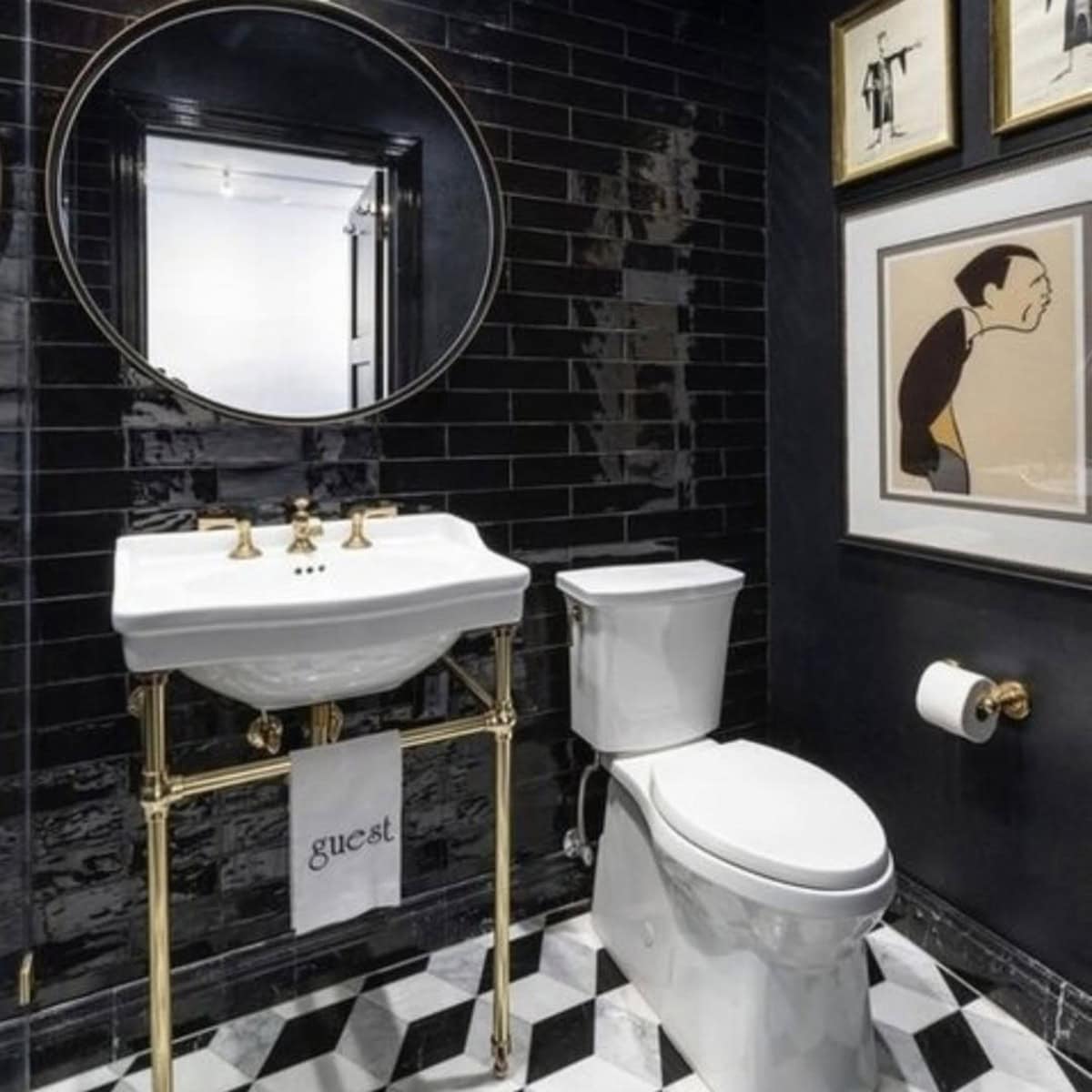 Chic Little Throne