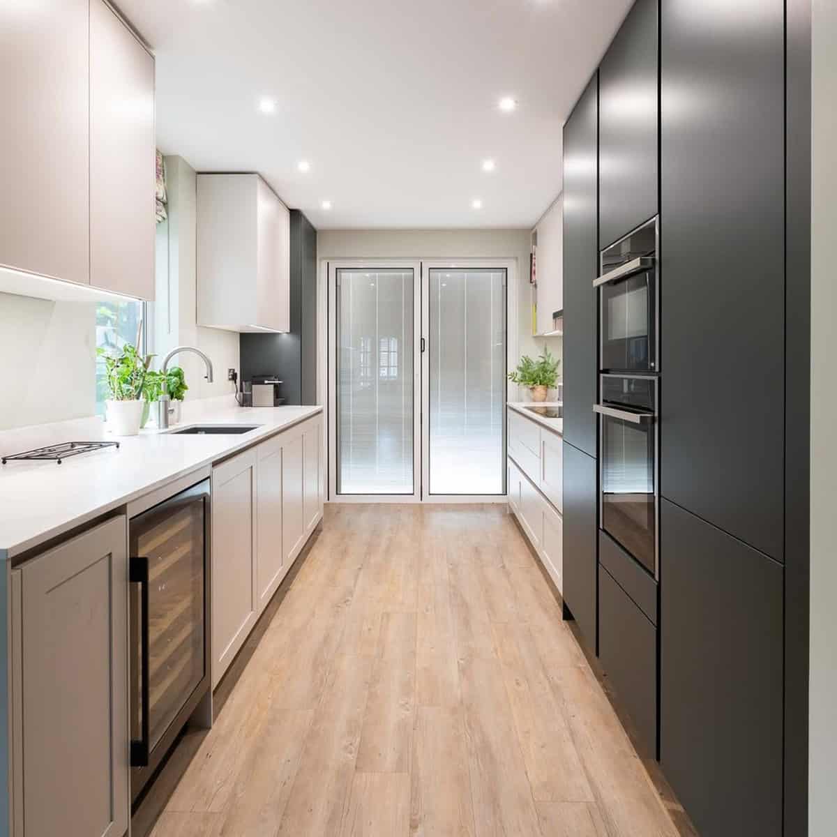 Handleless Doors