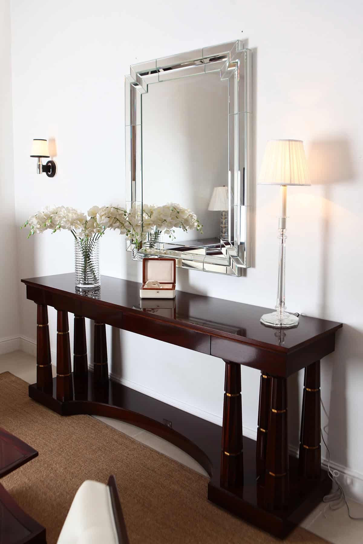 Mirrored Elegance with Classic Console Table