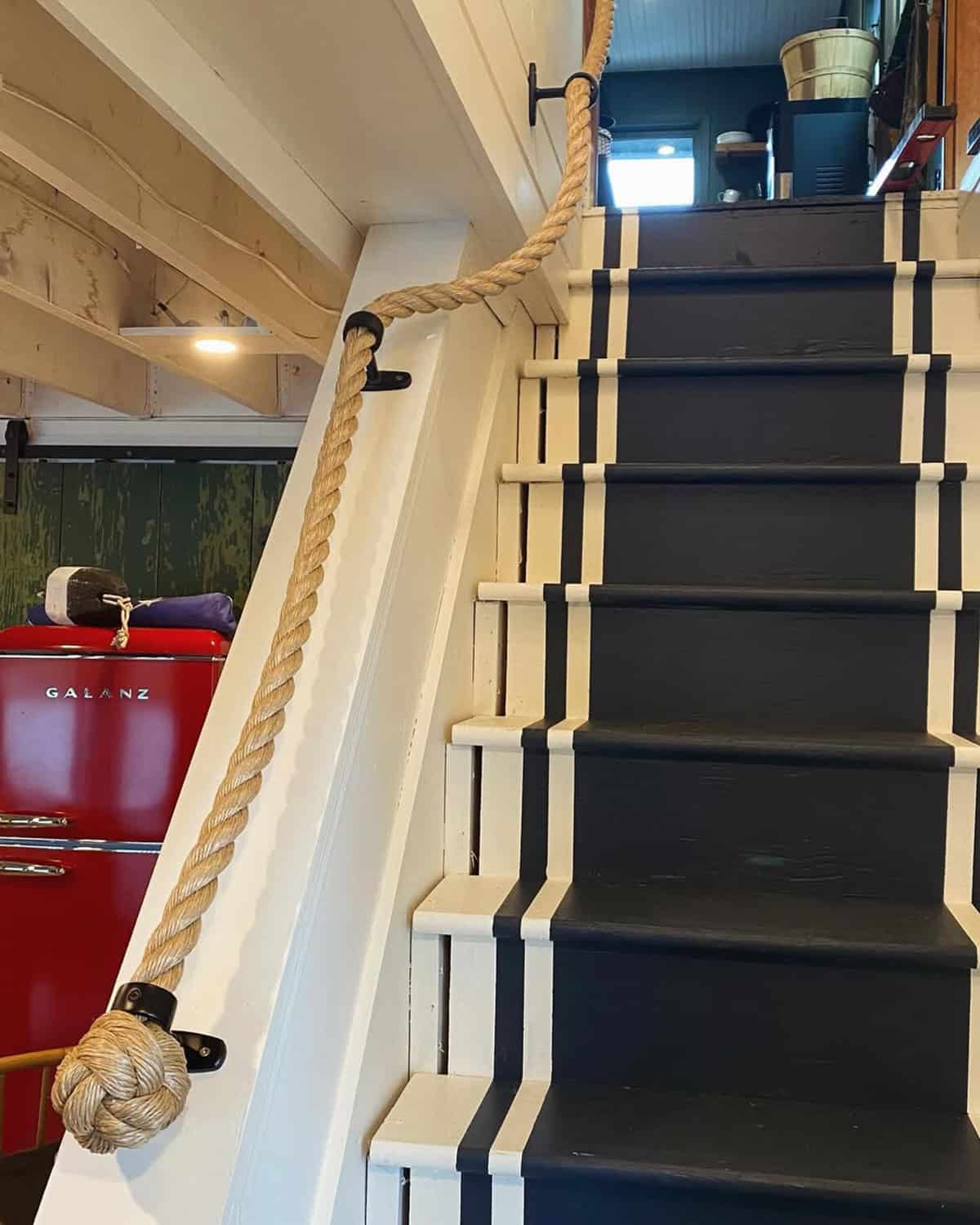 Rope Handrail Design
