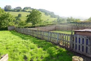 Pallet Fence Ideas