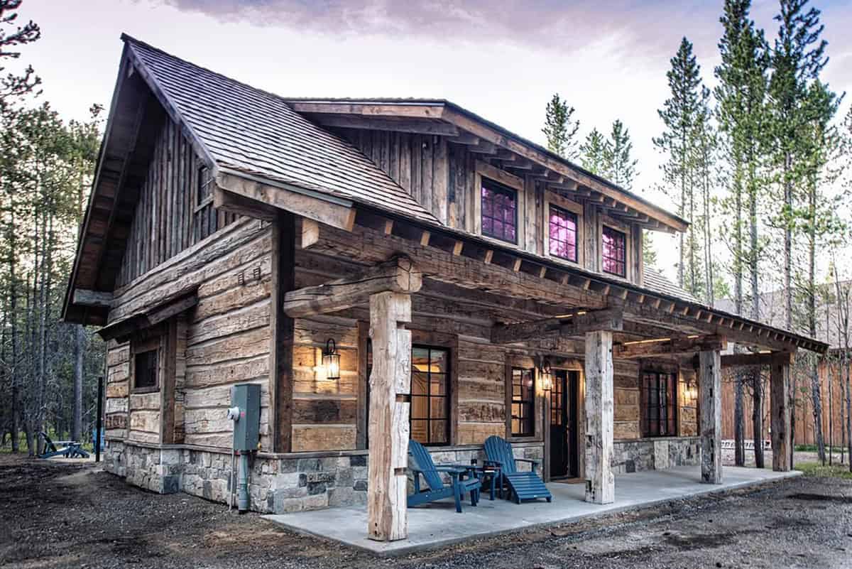 Use Reclaimed Wood Siding