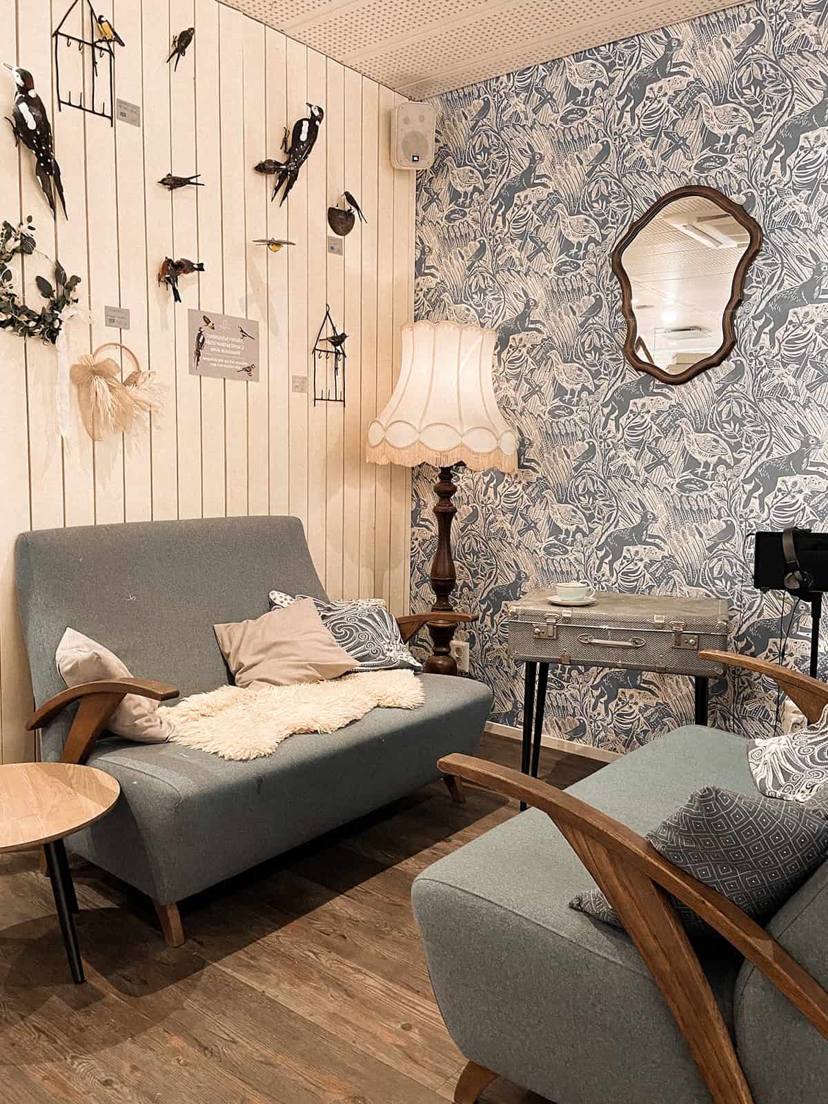 Vintage Inspired Seating Corner with Wallpaper