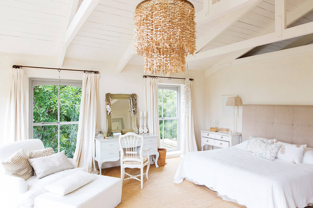 Bright Mornings and Soft Whites