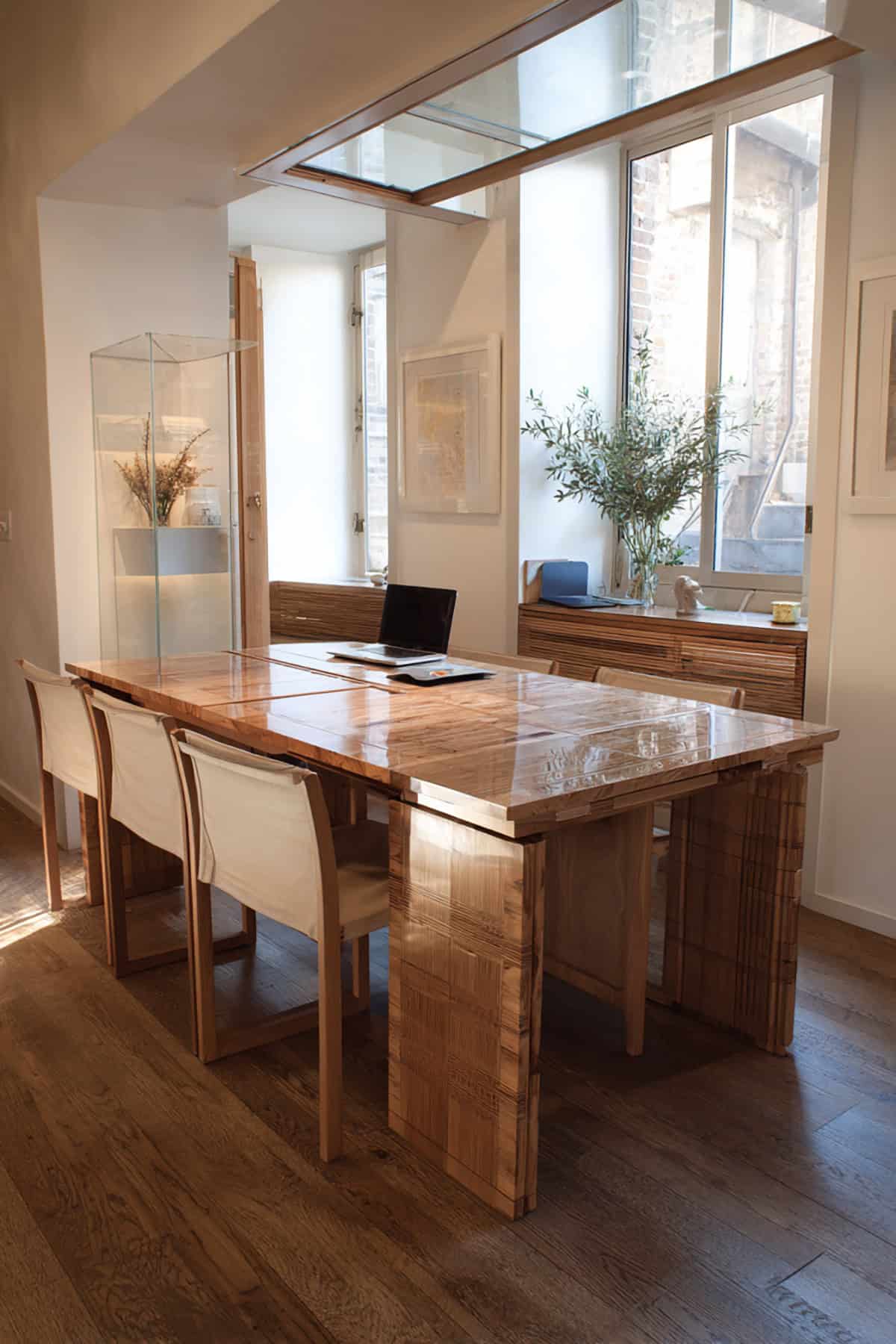 Extendable Table in a Dual Use Room