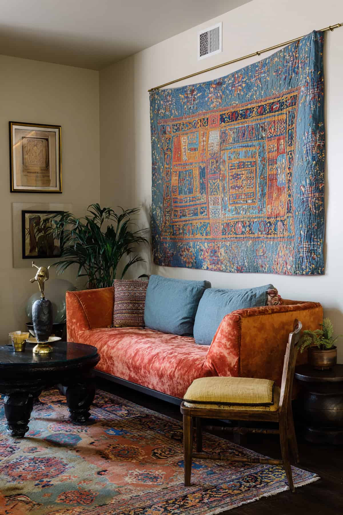 Hang a Folded Quilt or Textile