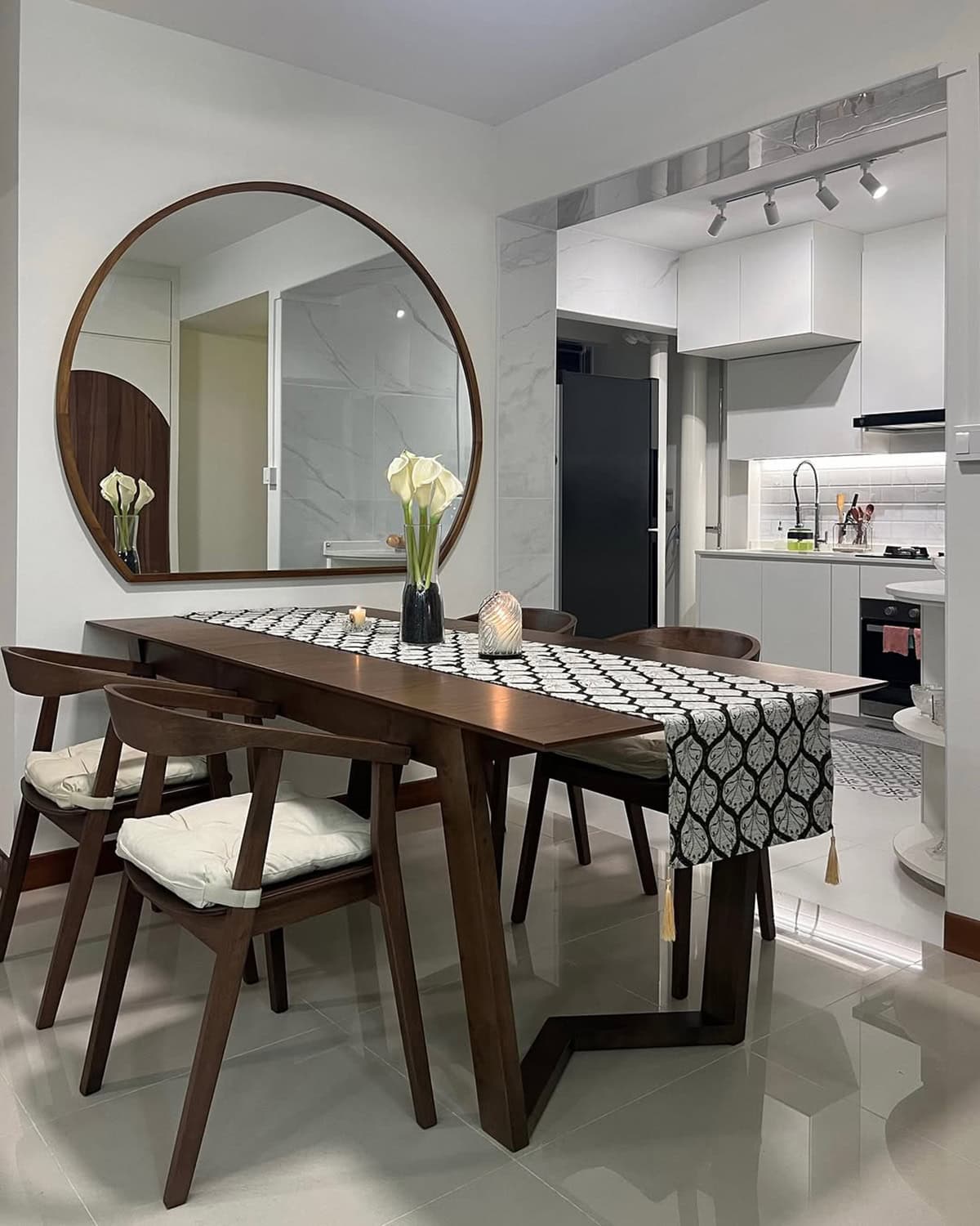 Large Mirror to Visually Double the Room
