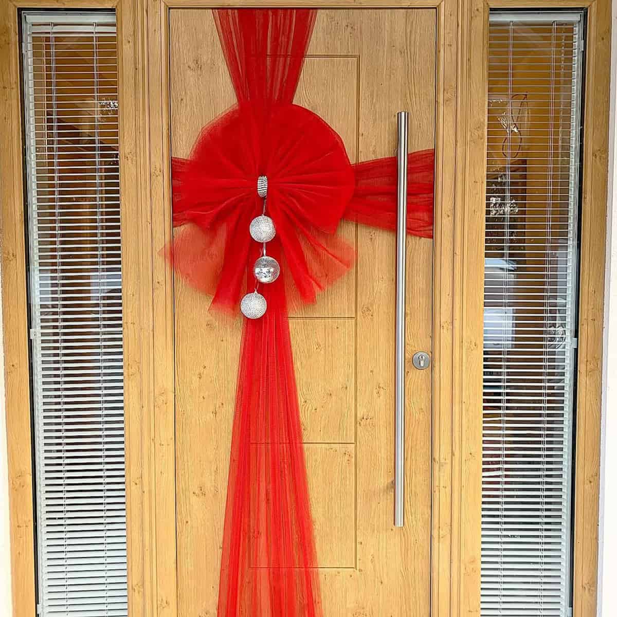 Door Bow