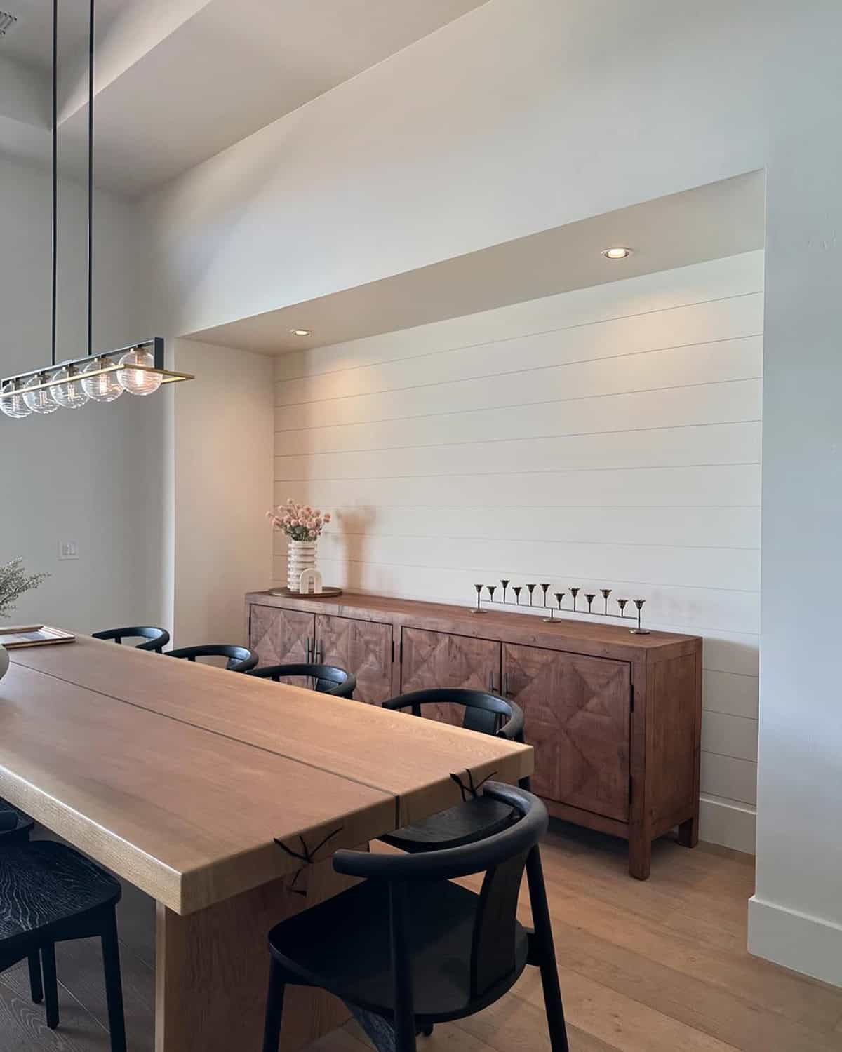 Horizontal Shiplap