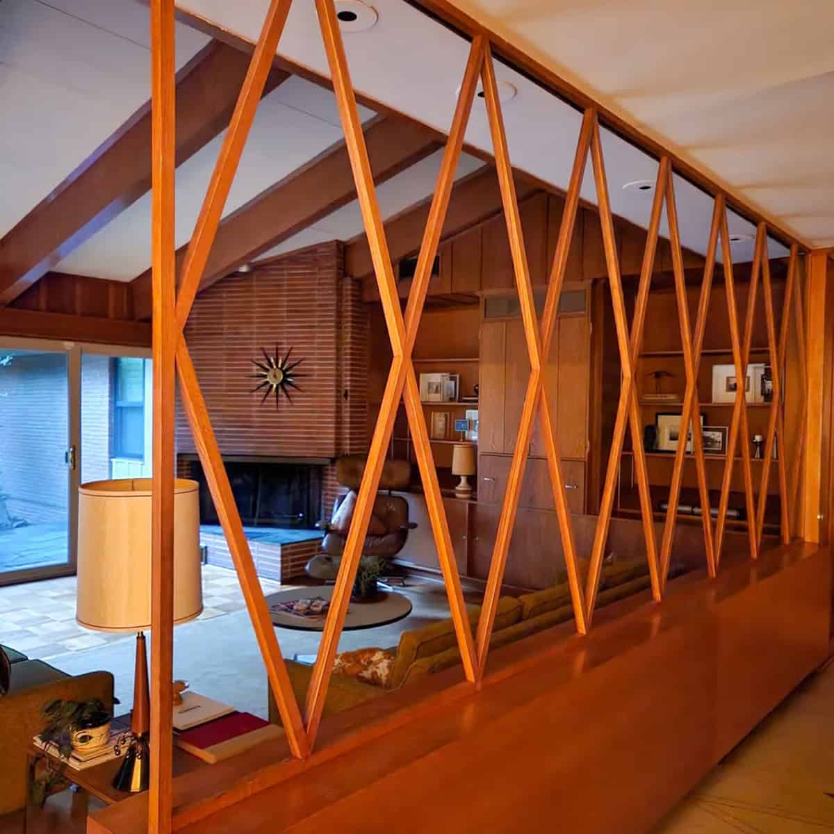 Mid Century Diamond Screen