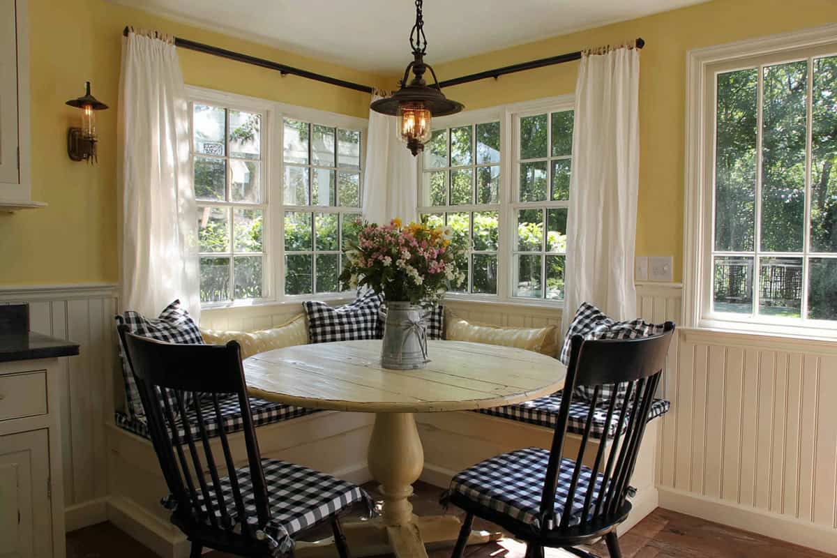 Modern Farmhouse Paint Colors