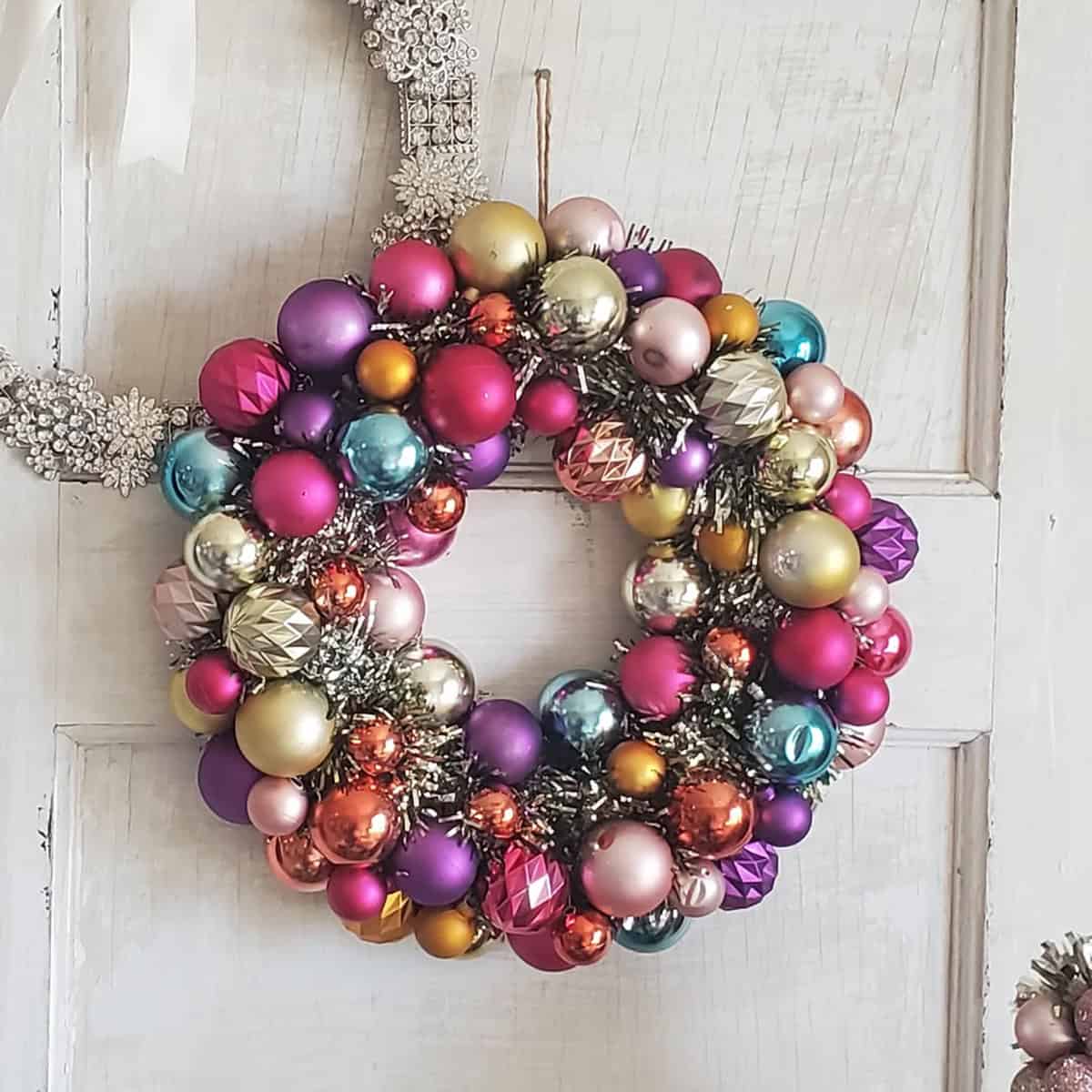 Retro Baubles