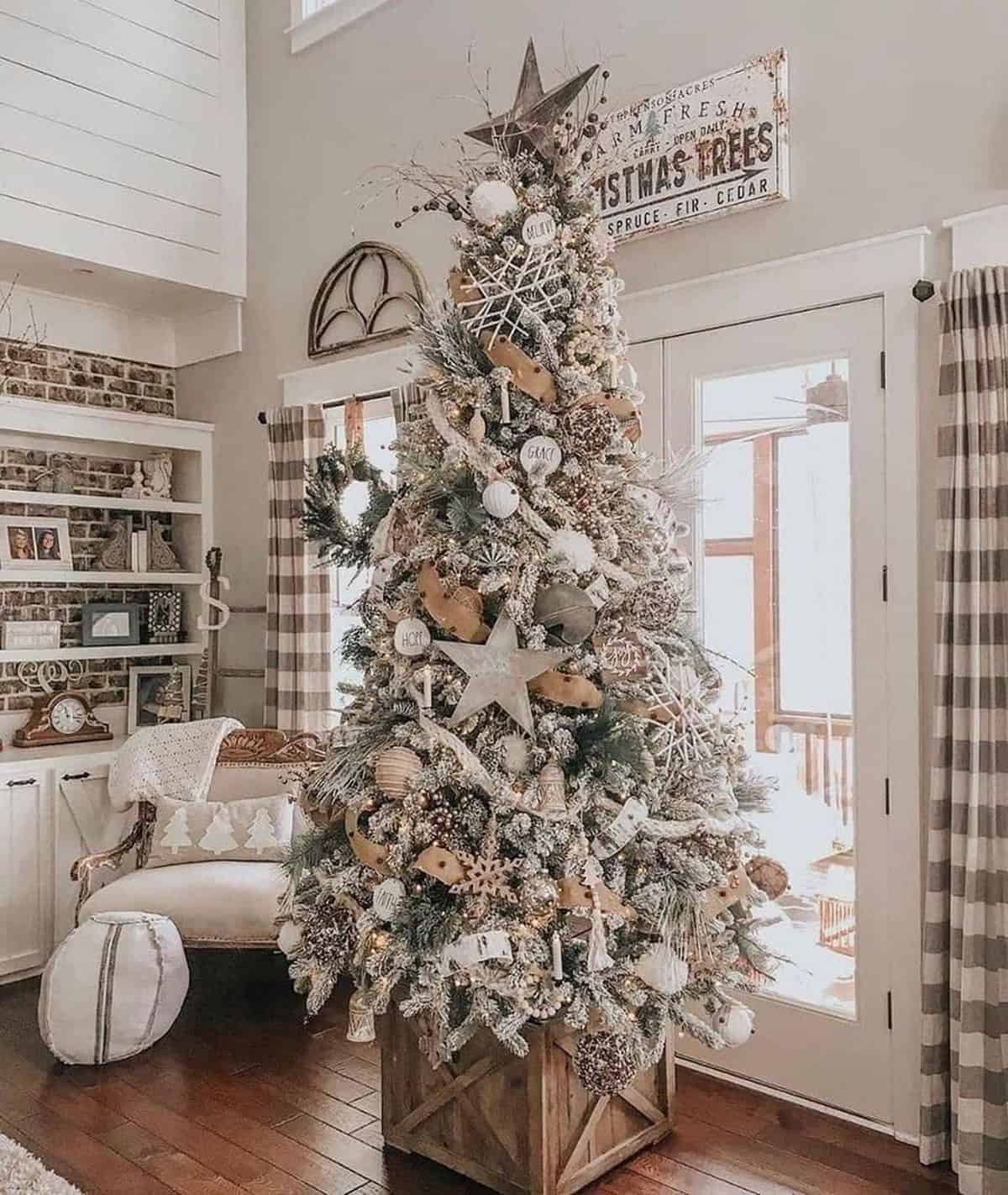 White Christmas Tree