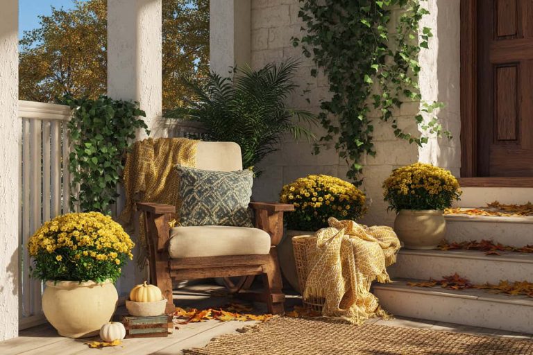 40 Cozy Fall Planters For the Front Porch