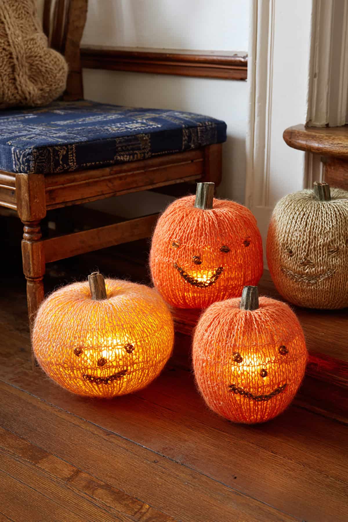 Knitted Lantern Covers