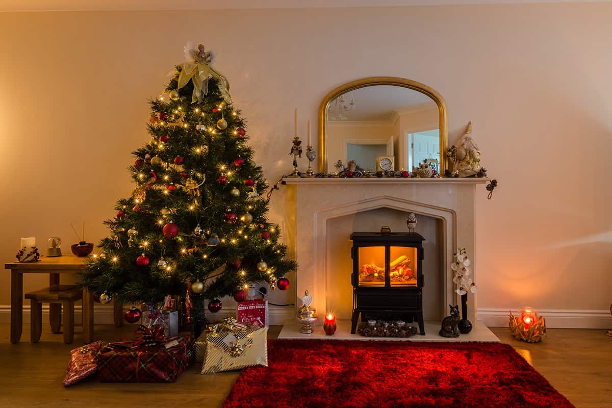 Warm Glow Christmas Tree and Fireplace