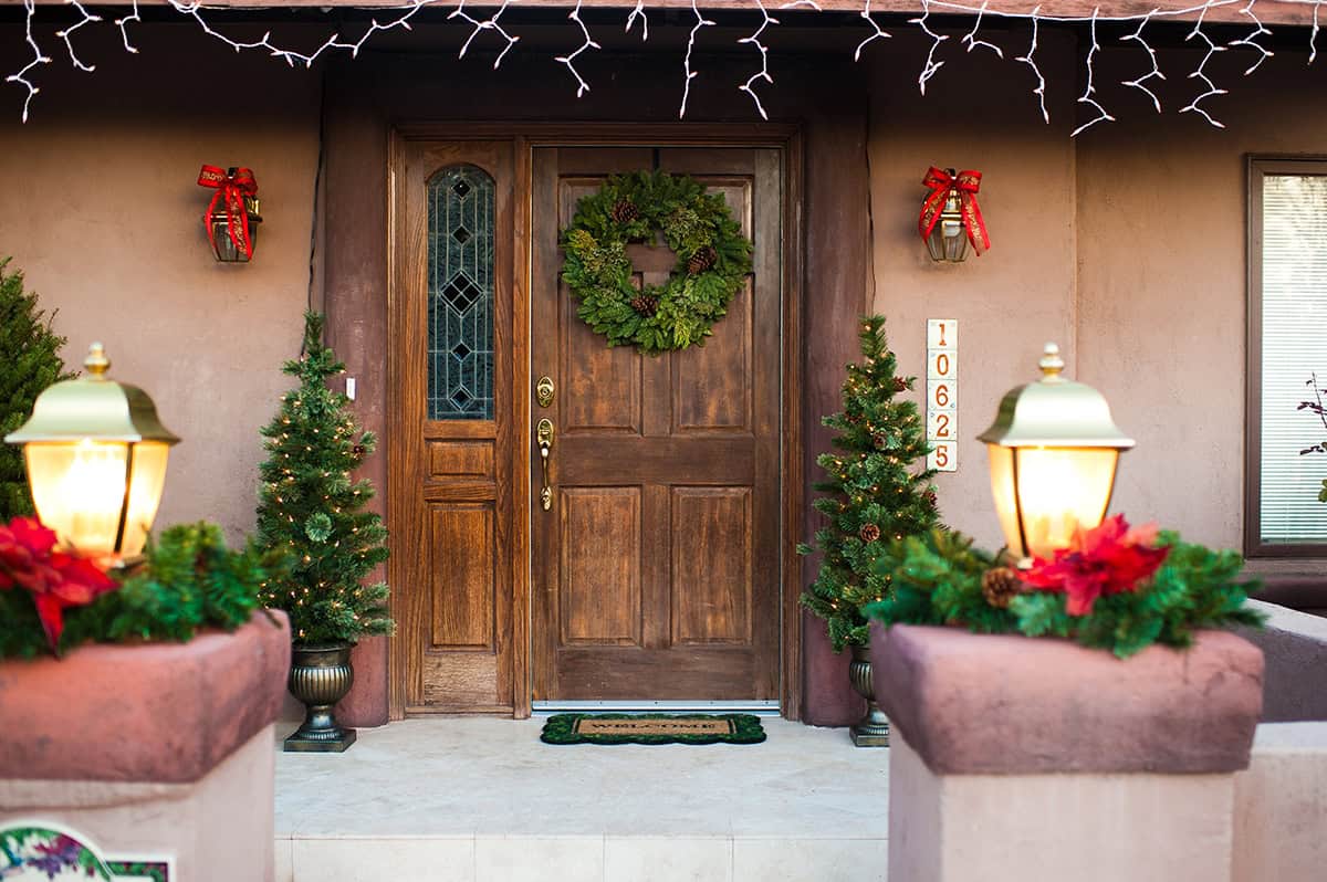 Christmas Door Decoration Ideas