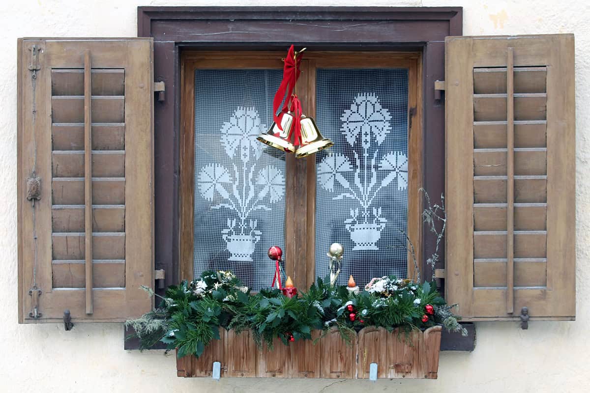 Cottage Window Delight