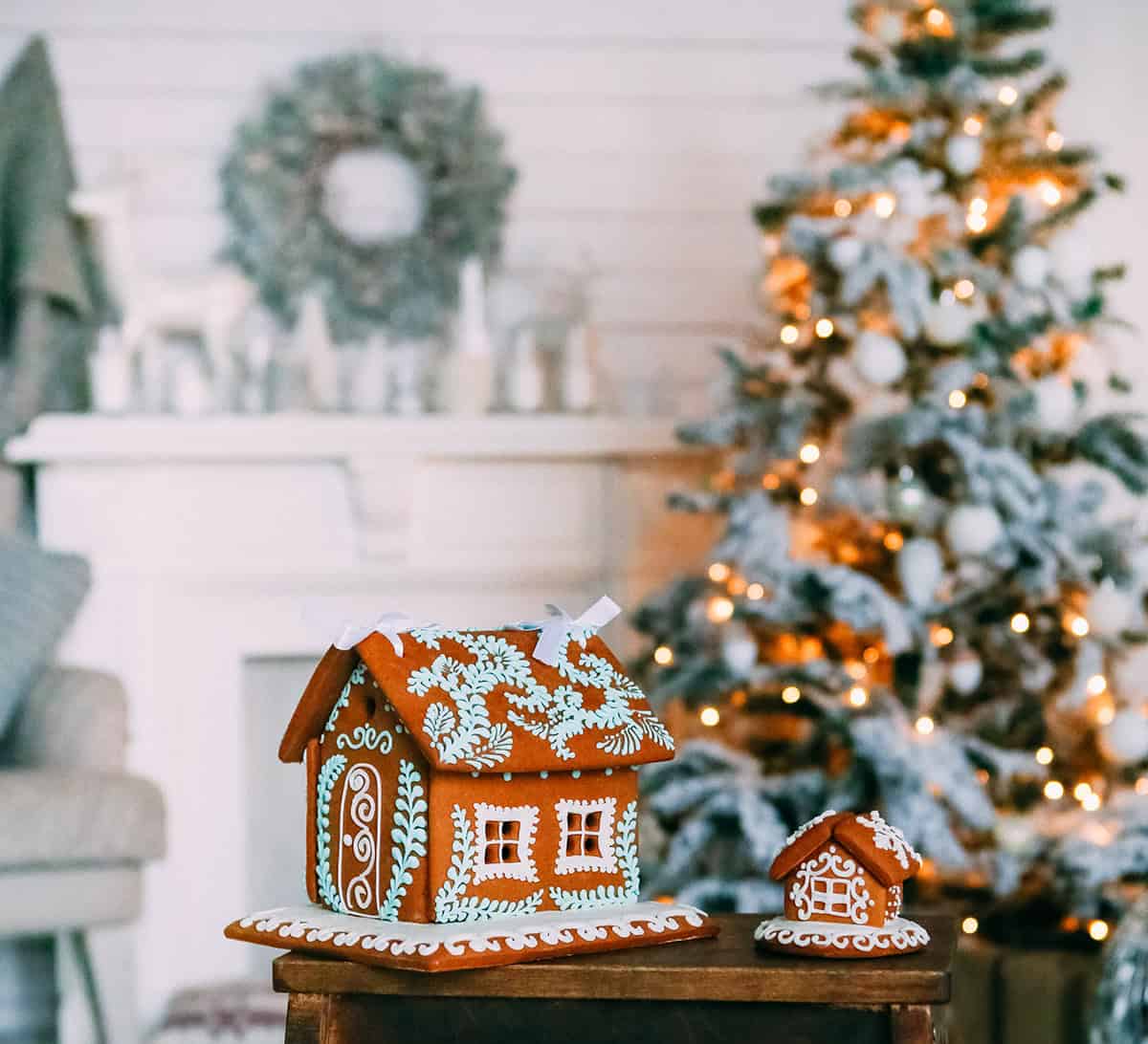 Elegant Gingerbread Houses