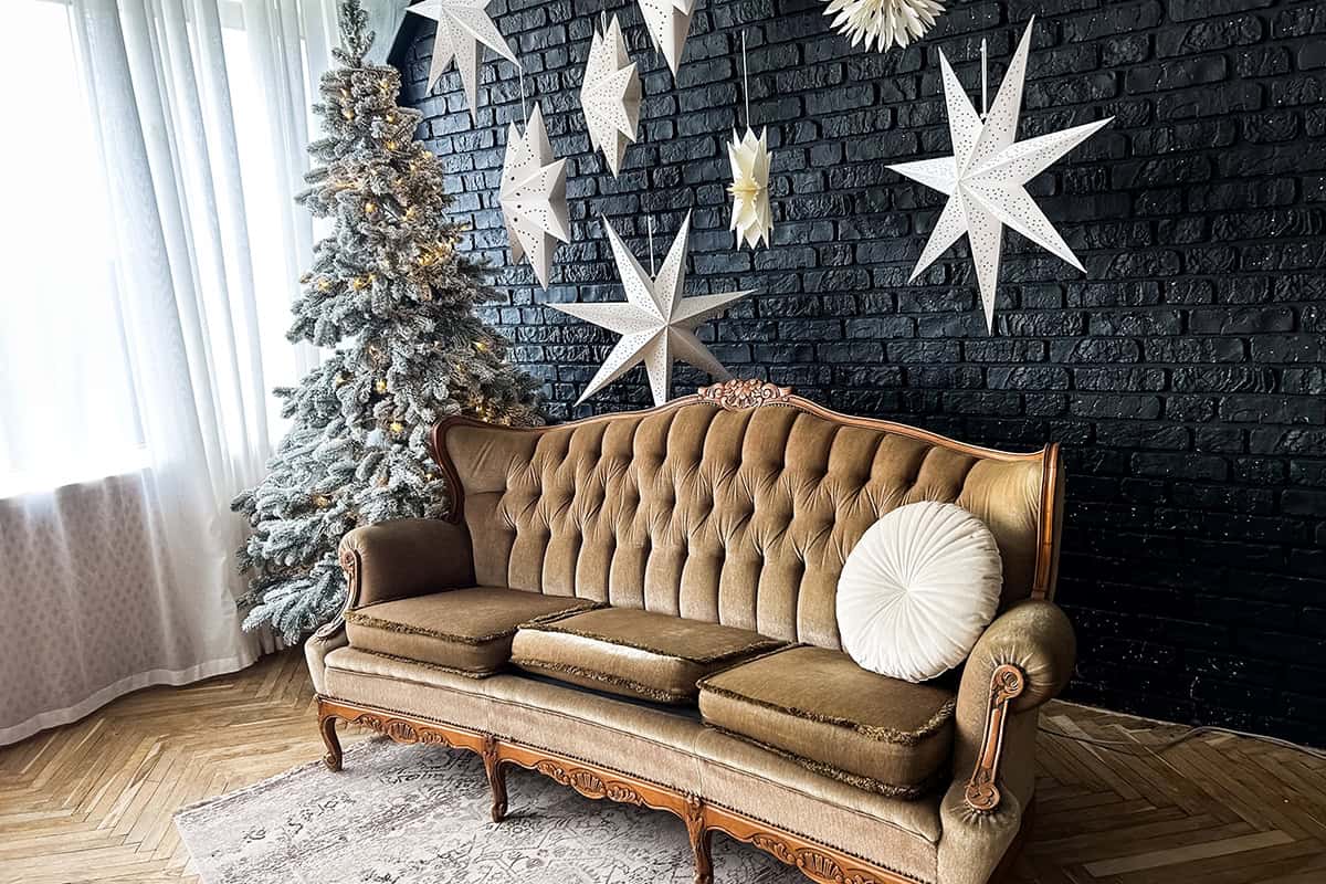 Hanging Ornament Display