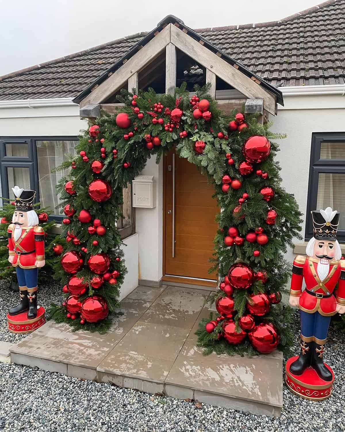 Nutcracker Welcome with Oversized Garland