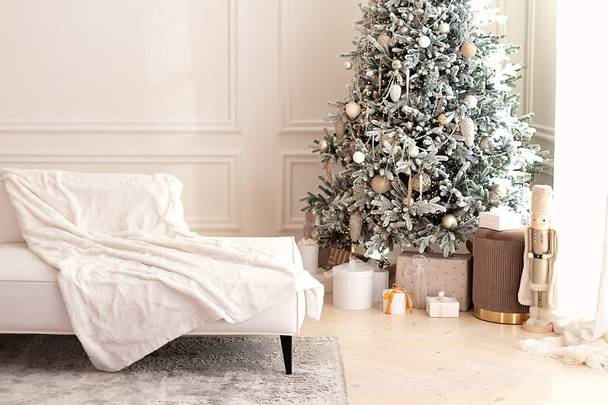 Pale White Tree with Bare Simplicity