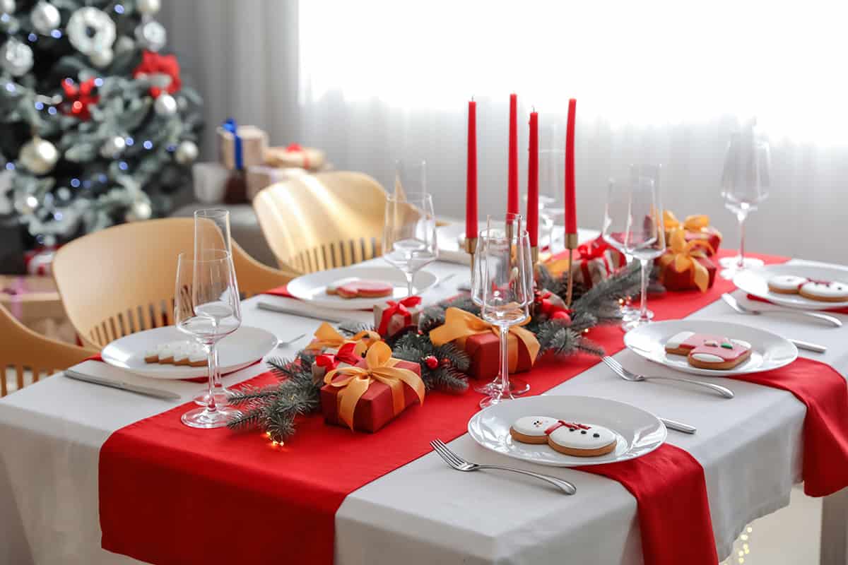 Red Ribbon and Gingerbread Delight