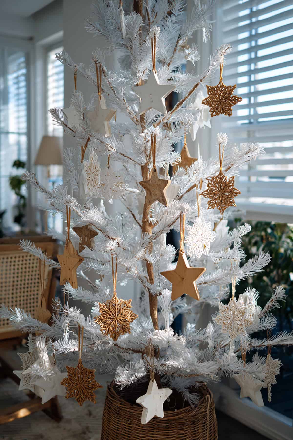 Rustic Star Trimmed Flocked Tree