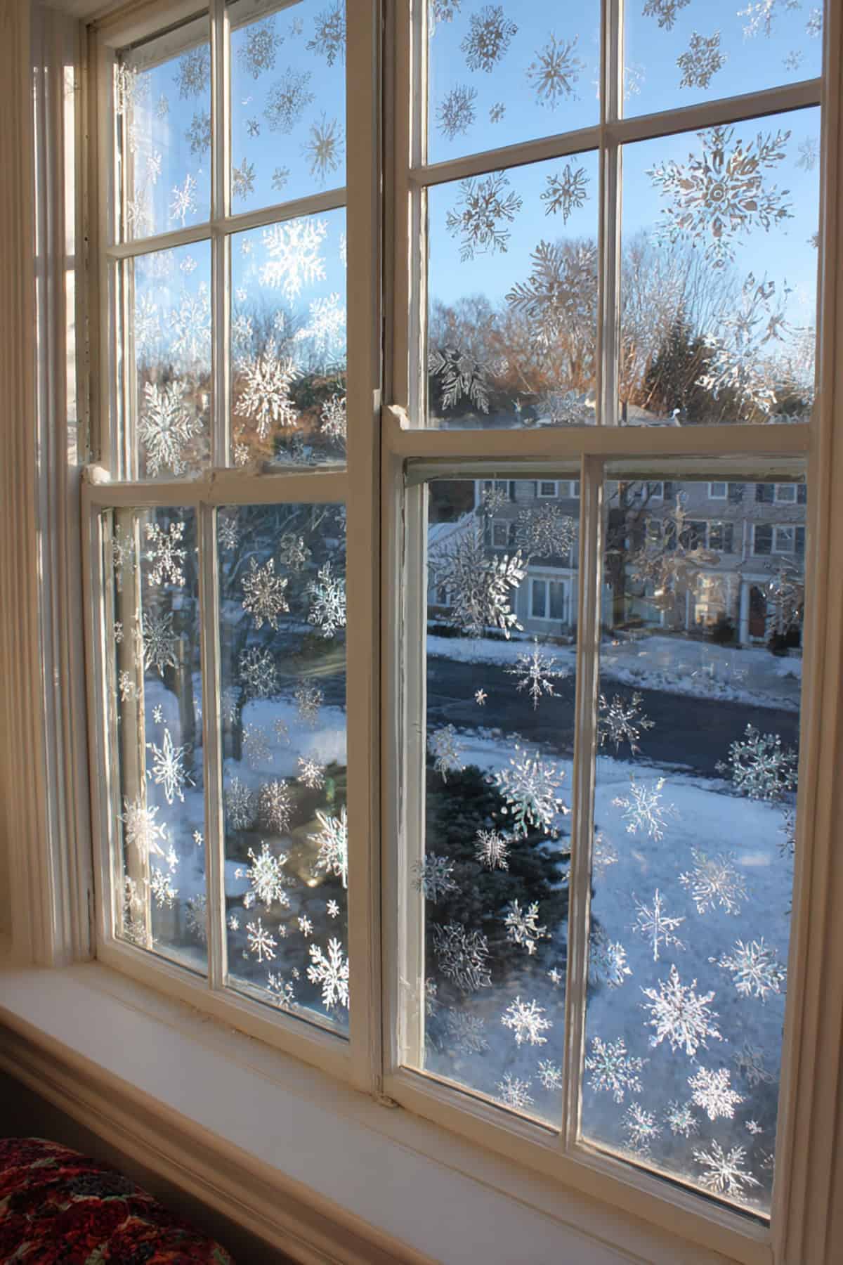 Snowflake Pattern Frame
