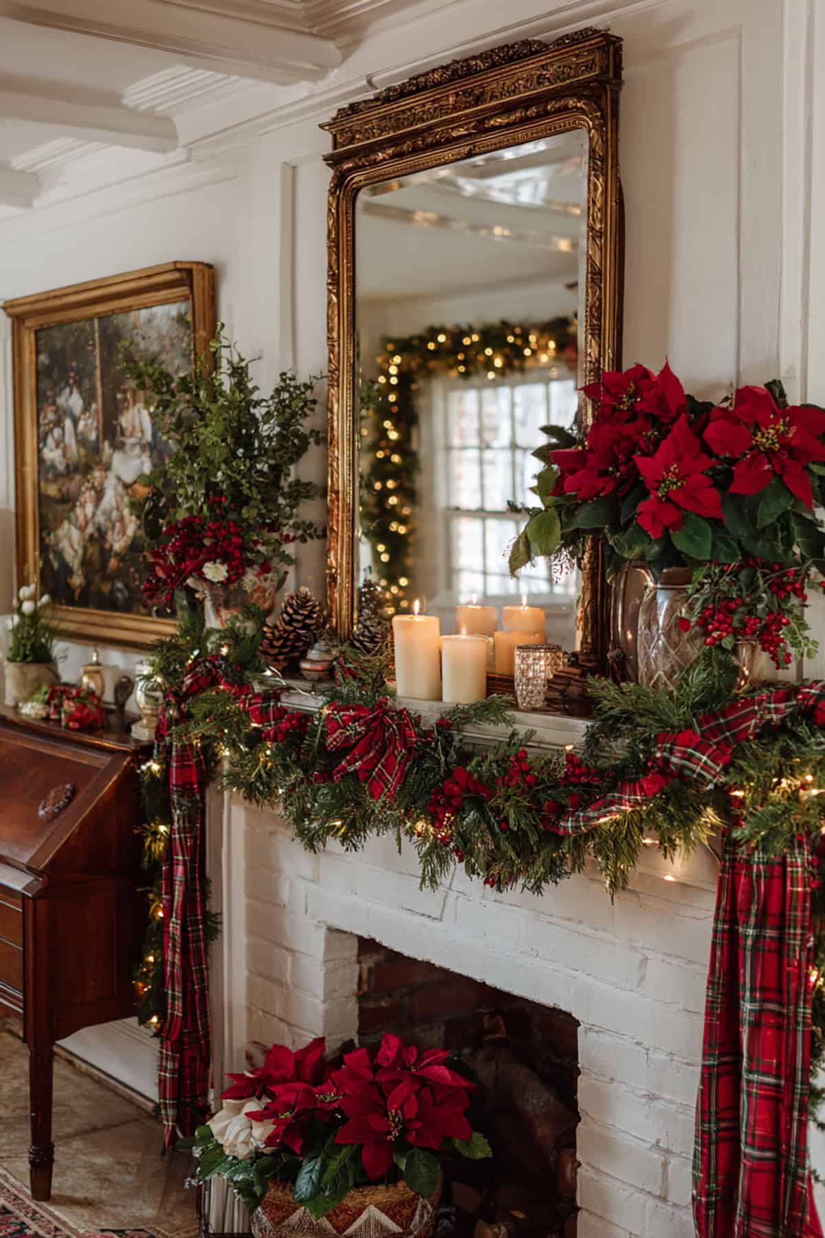 Traditional Red and Green Decor