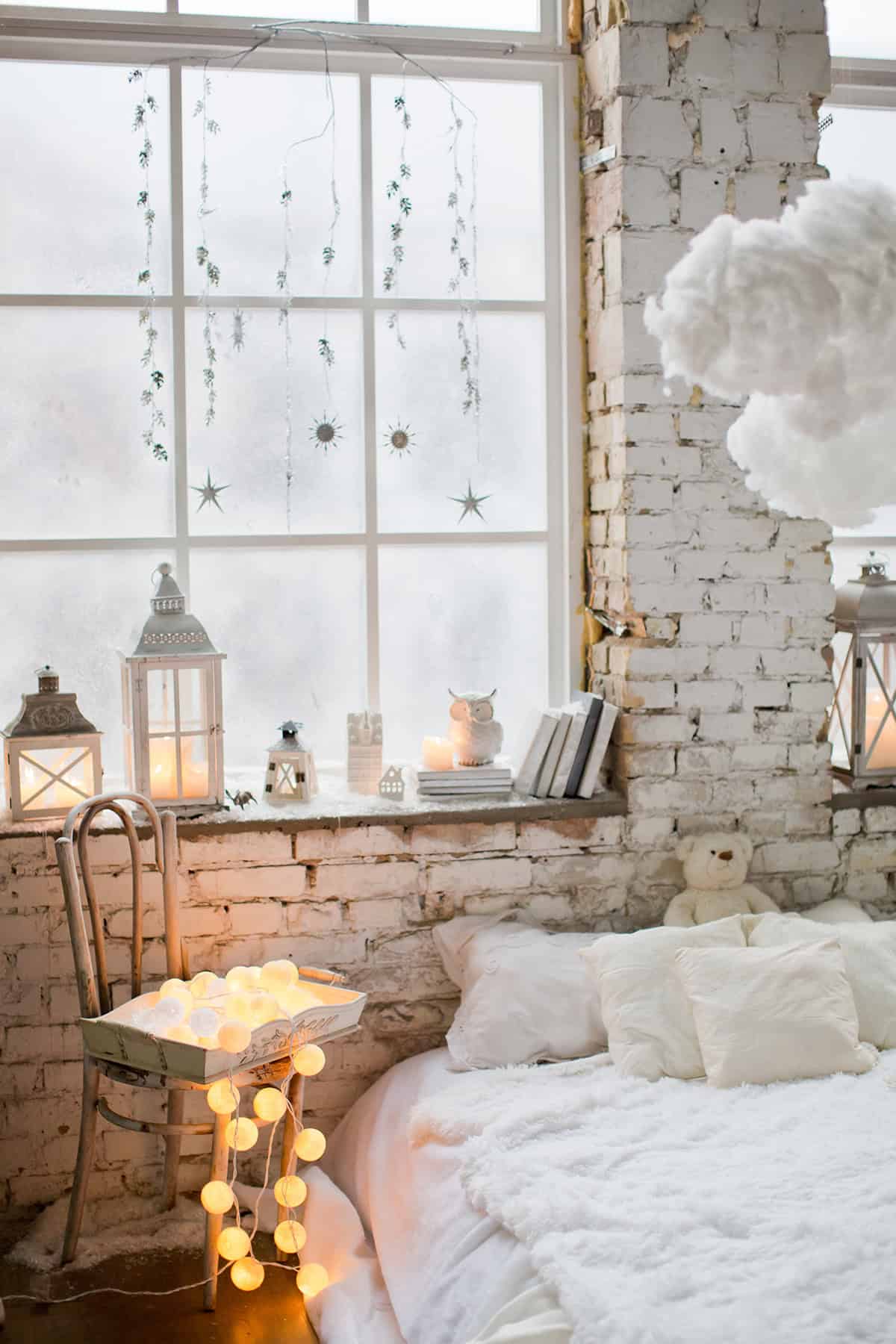 Twinkling Window Lights