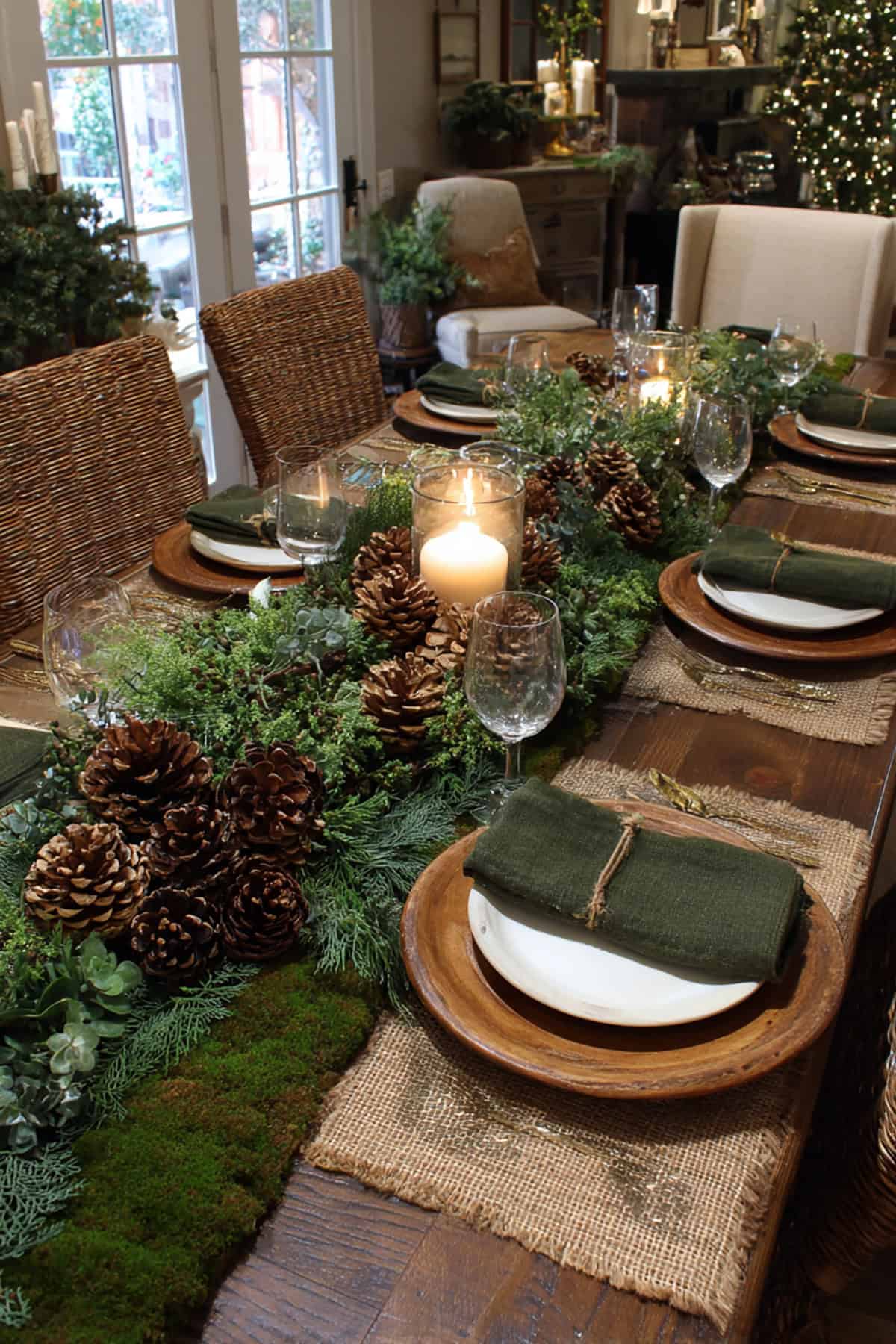 Woodland Evergreen Christmas Tablescape