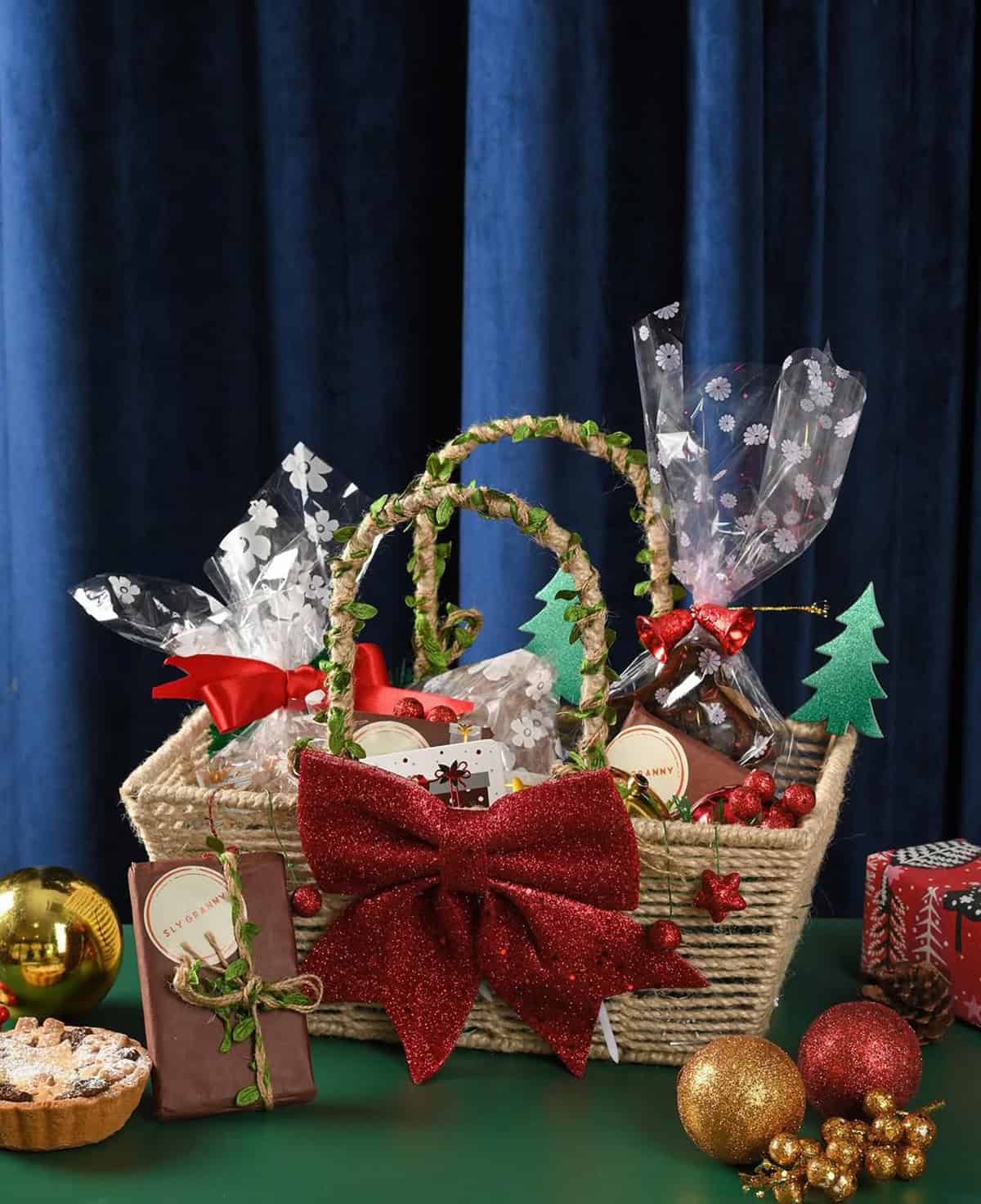 Classic Christmas Treat Basket