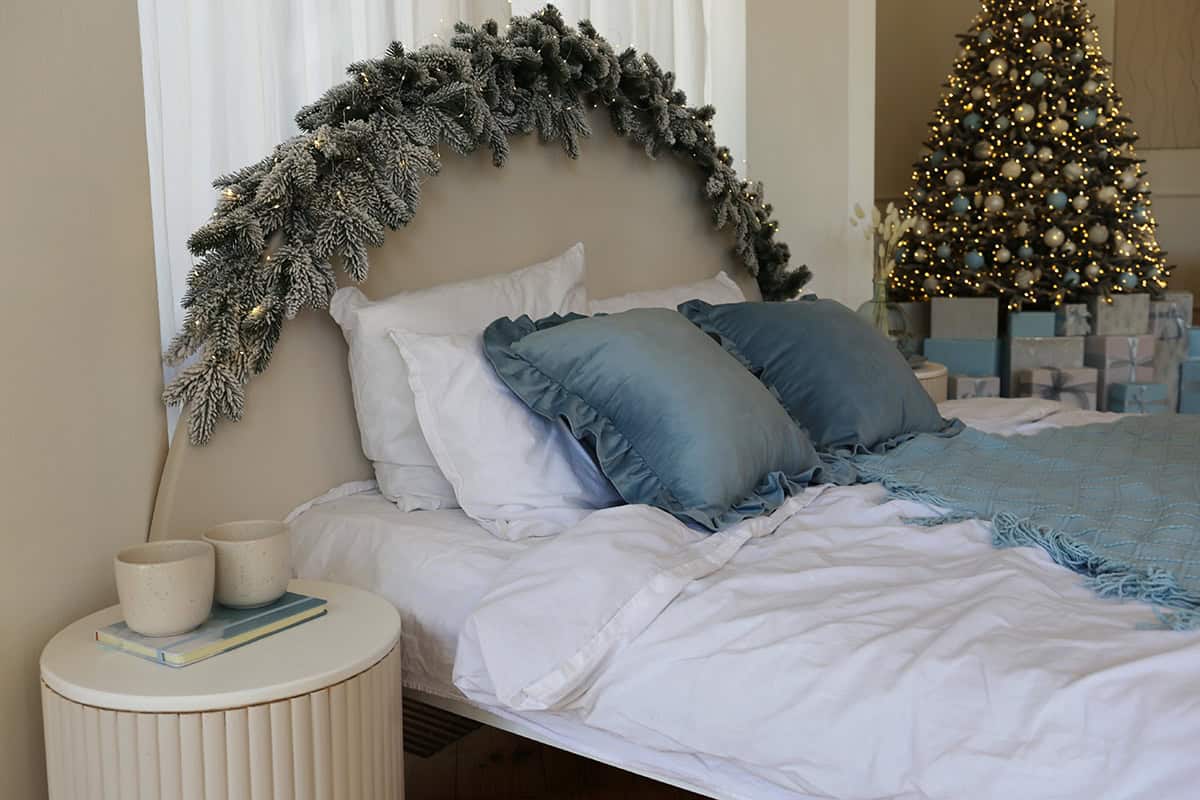 Cool Bedroom Holiday Scene